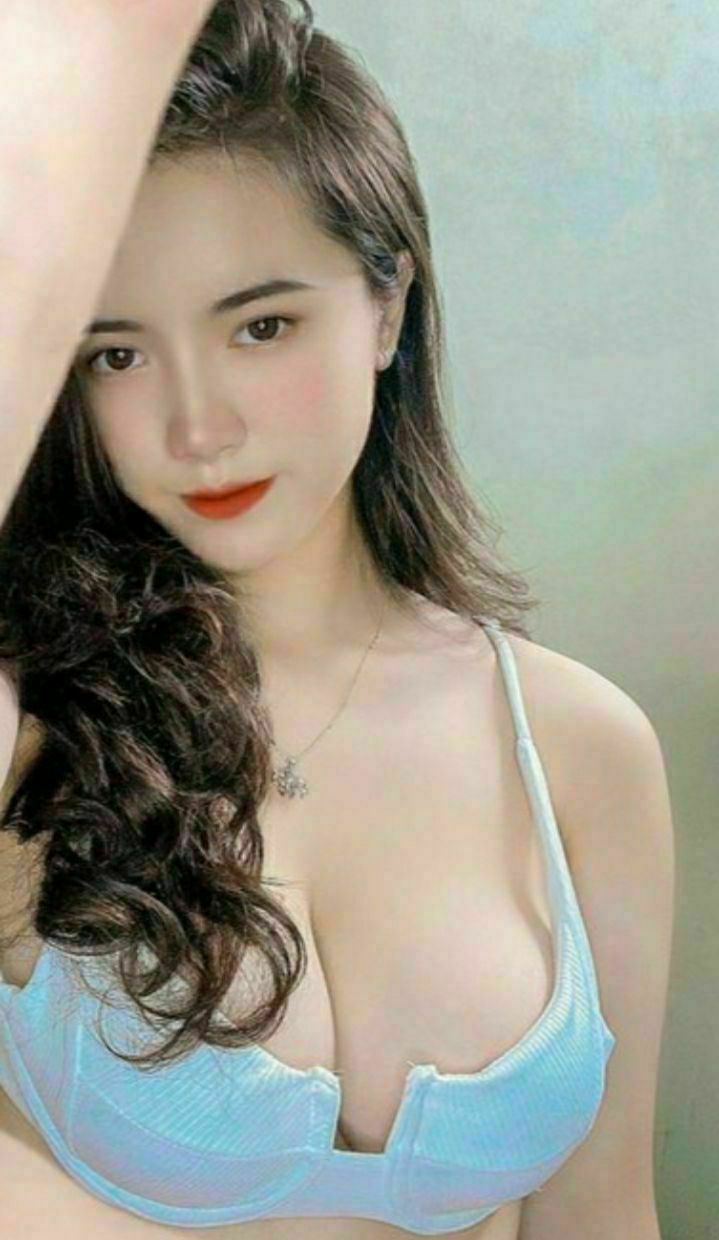 Hot japan girl Reo Saionji play with pussy